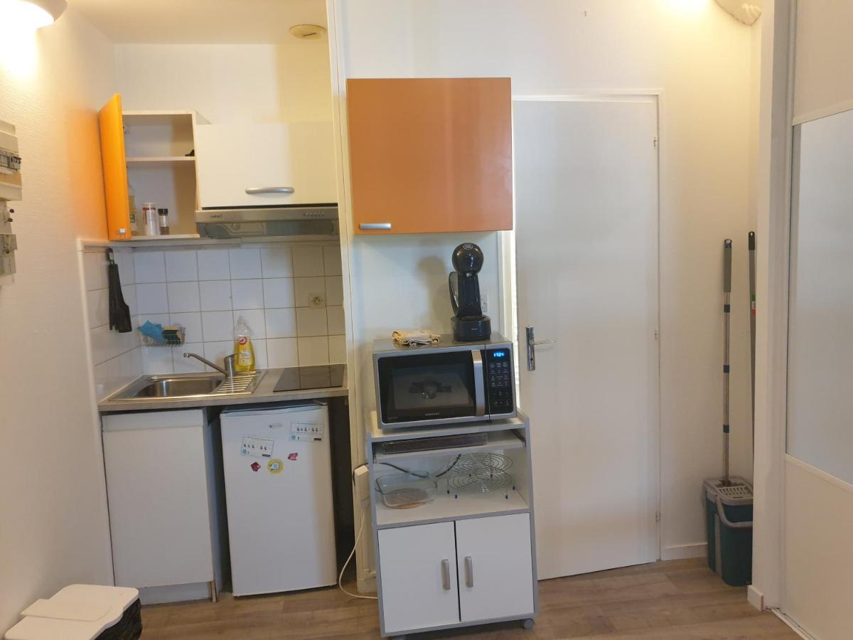 Studio Simplicien *Cosy* Plein Centre Ville De Poitiers *Tv* Wifi *Cafe* Exteriör bild